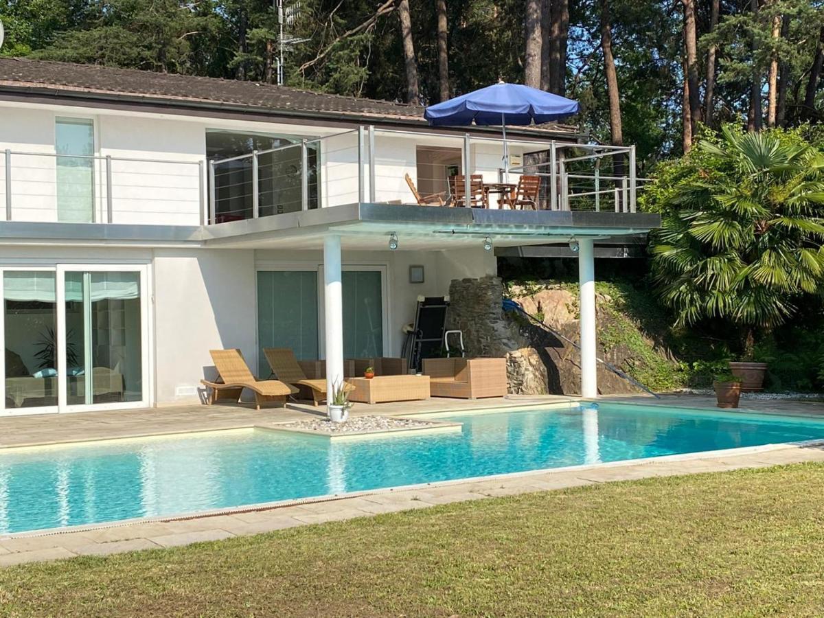 Villa Violetta Luino Eksteriør billede